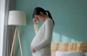 Pregnant Woman Spends 18 Weeks In Hospital, Then Discovers Husband Is Cheating