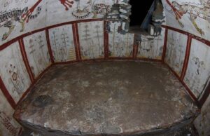 Ancient Chinese Tomb Reveals Surprising Western Presence